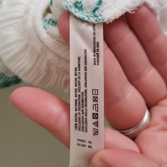 Anthropologie Lilka Green Cream Boho Ruffle Trim tank top embroidered Scoop Neck - Picture 9 of 10